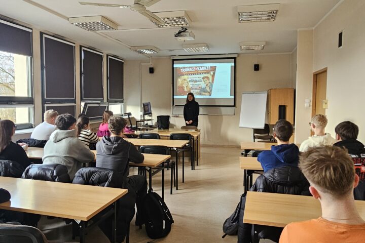 Warsztaty dla uczniów pt. Tłumacz w kadrze. Tajniki tłumaczenia filmowego